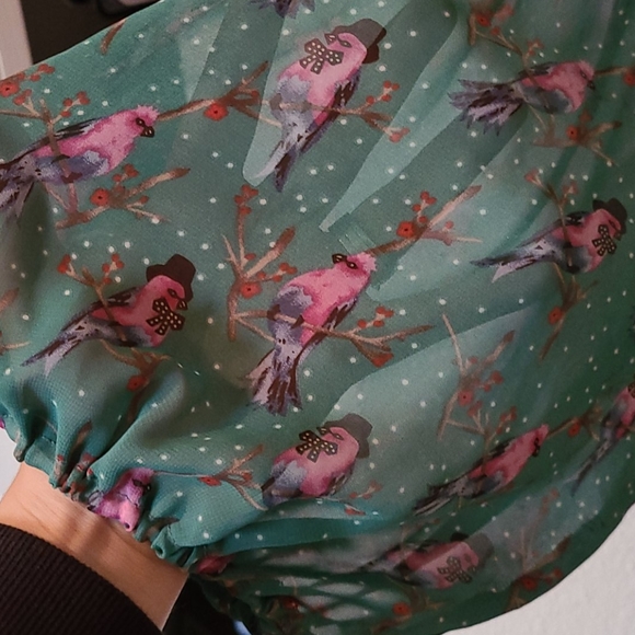 Dress with cute birds - Picture 2 of 3